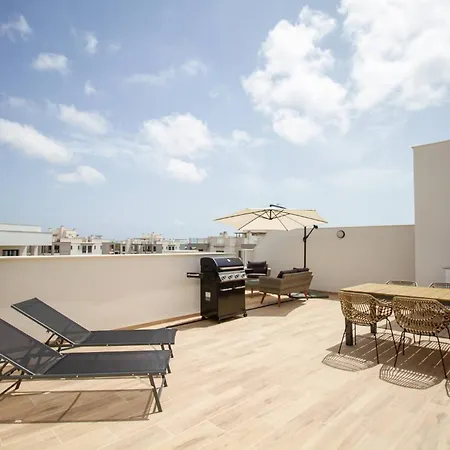 Apartment Penthouse With Rooftop Terrace