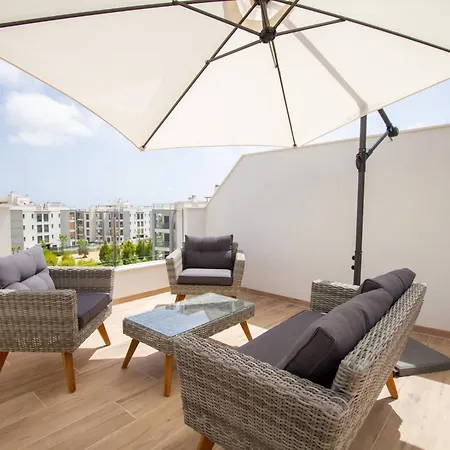 Penthouse With Rooftop Terrace Villamartin (Valencia)